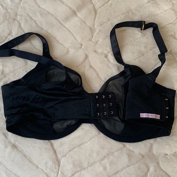 Savage Fenty X 36D bra - Picture 4 of 4